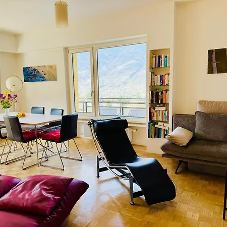 Apartment Meranea- Sonnig - Ruhig - Elegant - Ideal Zum Laenger Bleiben - Glasfaser - 85 M2 Merano
