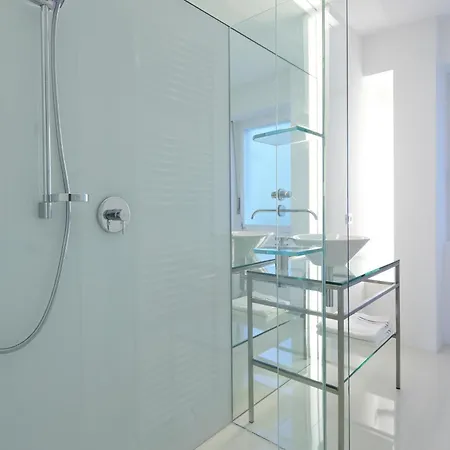 Apartman Meranea - Quiet, Sunny & Elegant In Obermais With Fiber Wifi Merano
