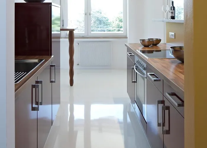 Meranea- Sonnig - Ruhig - Elegant - Ideal Zum Länger Bleiben - Schnelles Wlan Meran